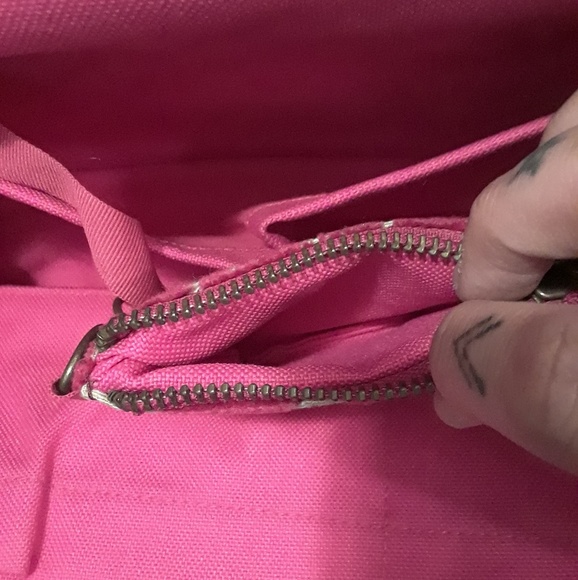 Petunia Pickle Bottom Raspberry Cream Cake clutch - Picture 4 of 7